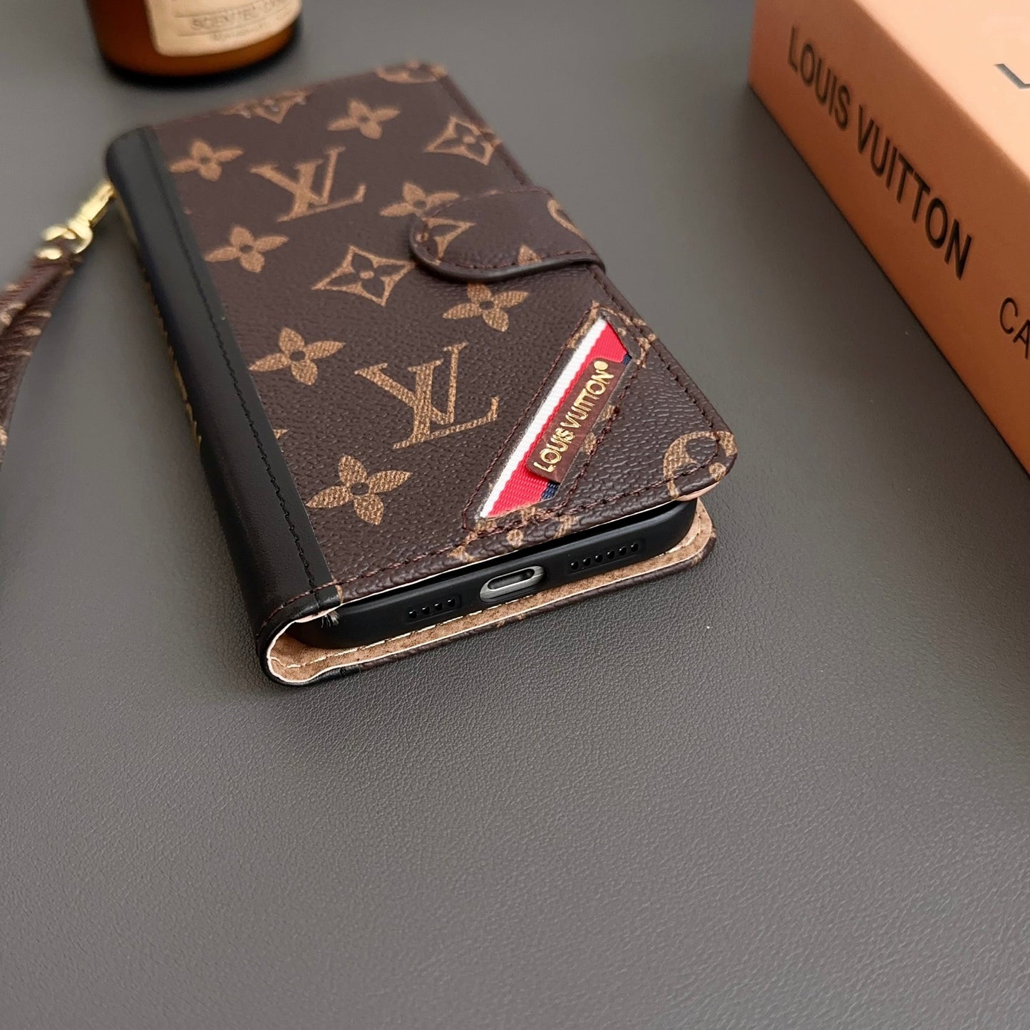 Luxurious LOGO WALLET